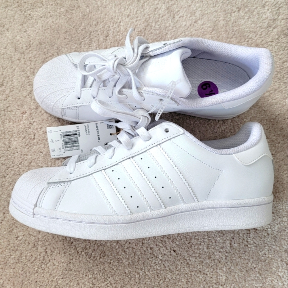 NWT! Adidas All-White Superstar Sneakers  6.5 big kid/ men , 8 women